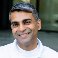 Portrait of Ashok Kuppusamy.